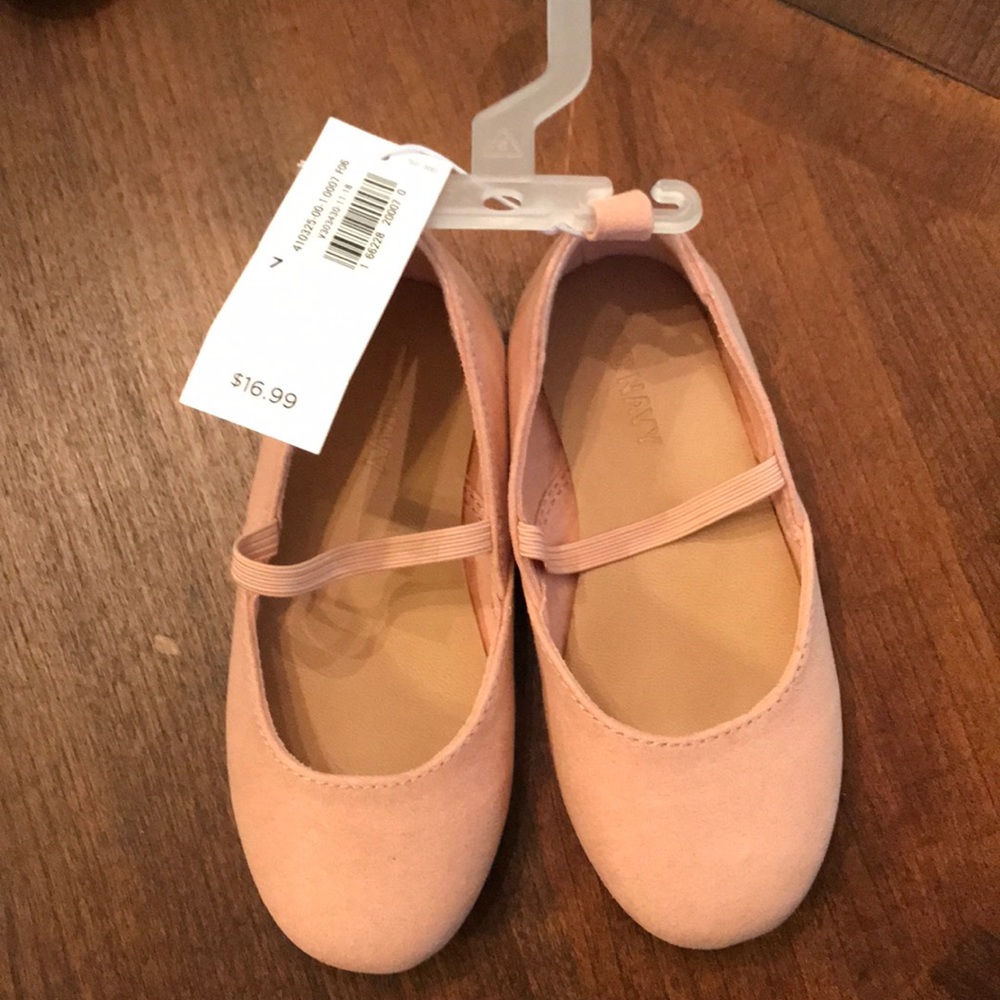 NWT Old Navy toddler flats